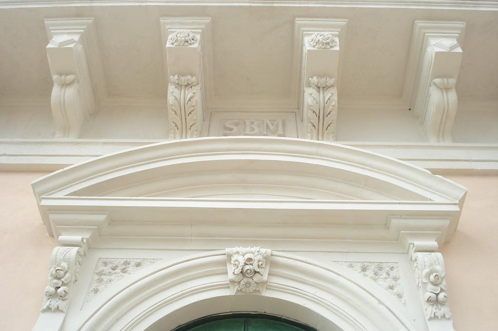Galleria Torre Del Mare 03